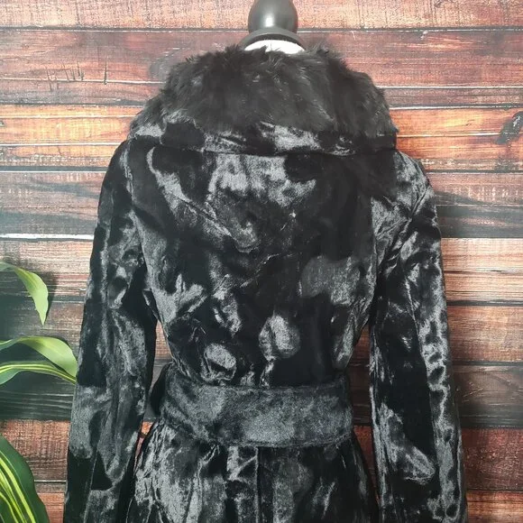 Lilli Ann Rare Vintage 60s Black Velvet Coat Faux Fur Trim US Union Made